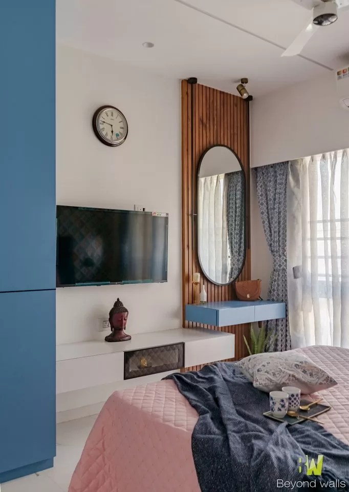 20 Bedroom Mirror Ideas To Make Any Space Look Enhancing