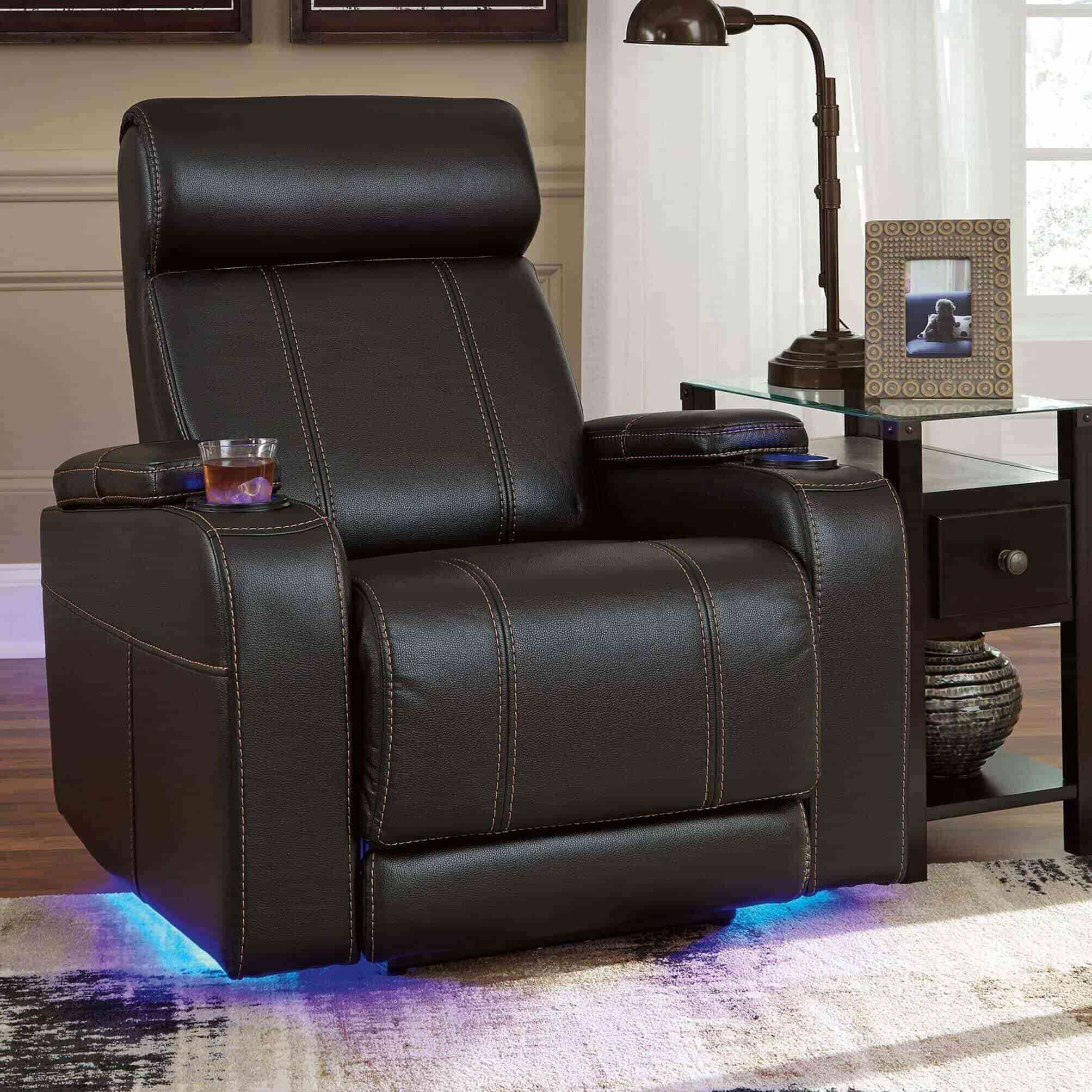 The Leather VS Fabric Recliner Which is Better?
