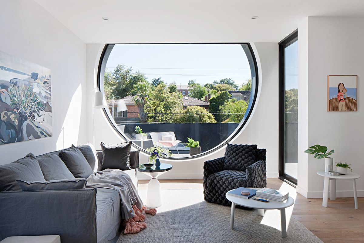 Outstanding Round Window Design for Modern House