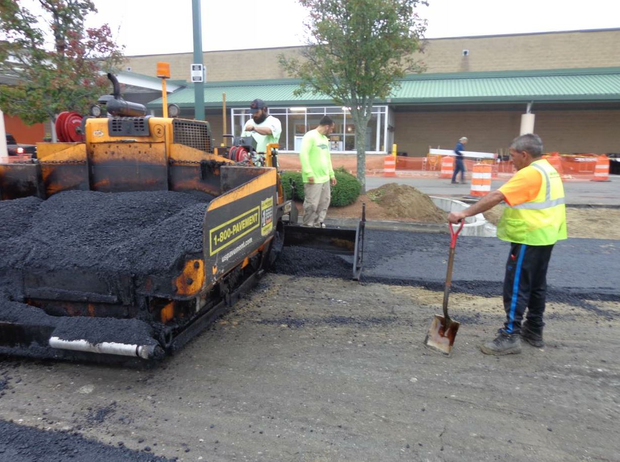 AsphaltPro Magazine AsphaltPro Magazine Give Your Foreman Time to Execute the Job Right