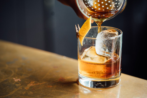 10 Health Benefits of Whiskey : Pour, Swirl, and Savor – Daily The Azb