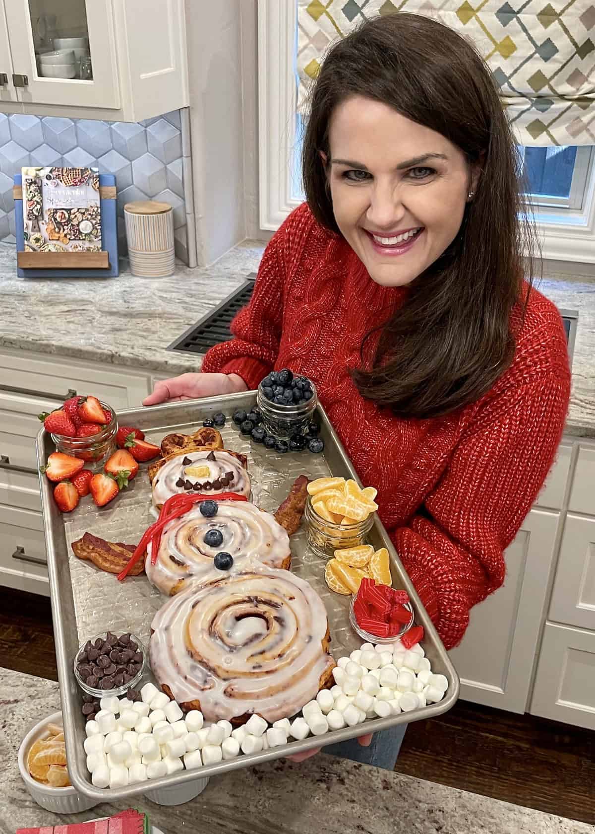 Cinnamon Roll Snowman Breakfast Tray The BakerMama