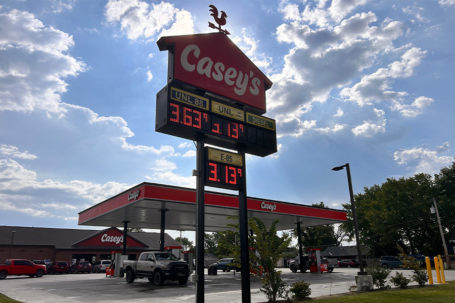 How to avoid paying extreme gas prices in college The Baker Orange