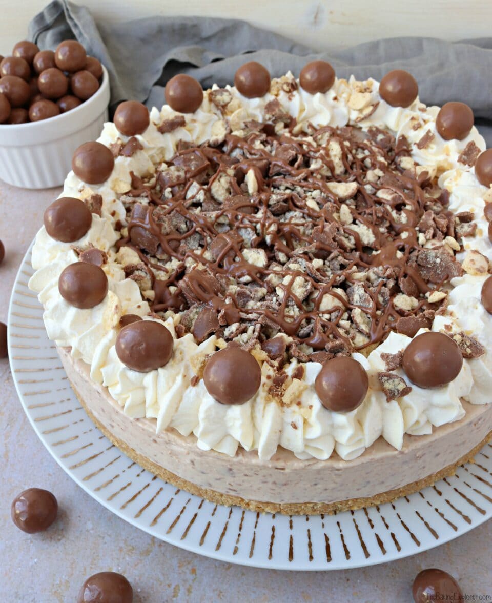 Maltesers Cheesecake (No Bake) The Baking Explorer