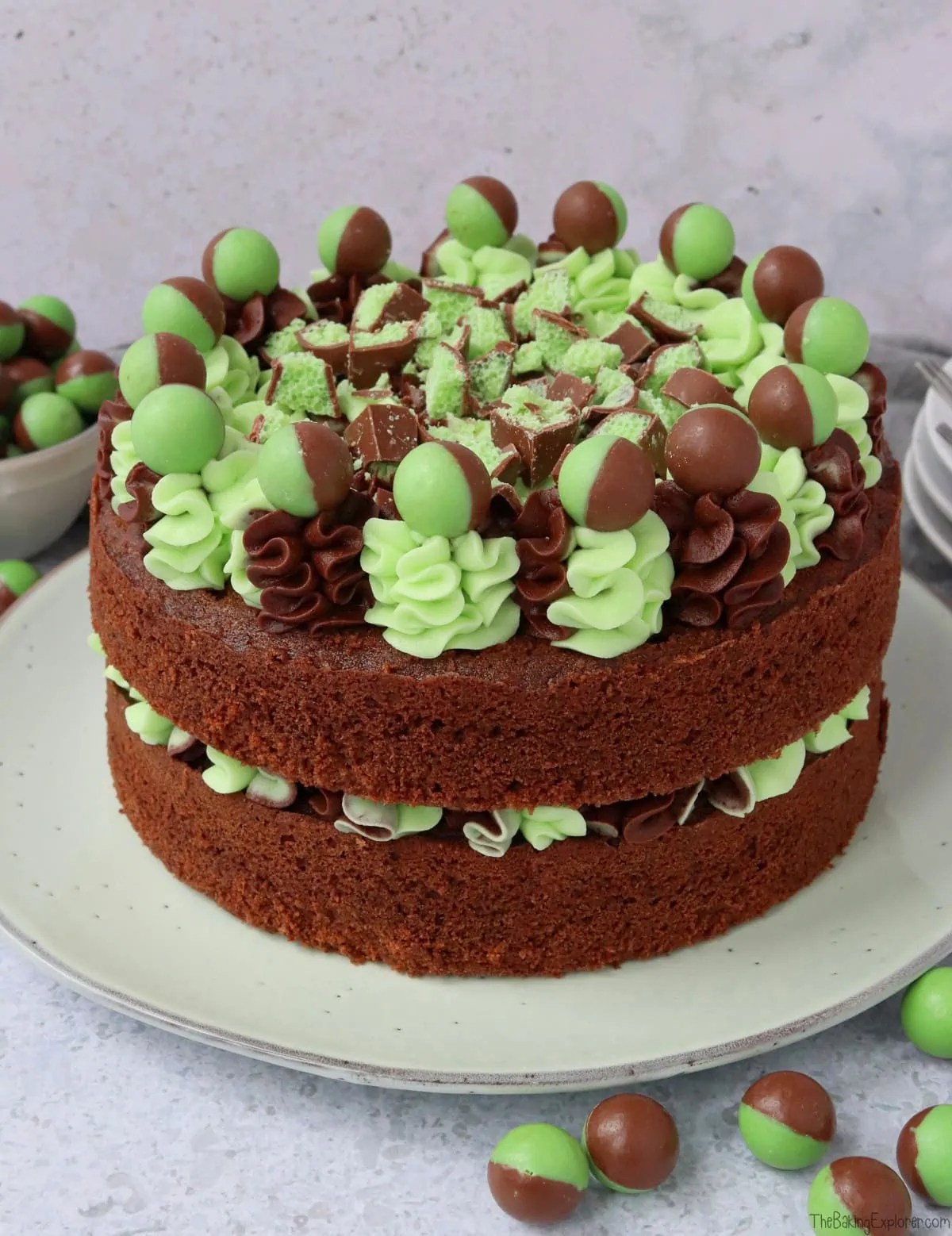 Mint Chocolate Aero Cake The Baking Explorer