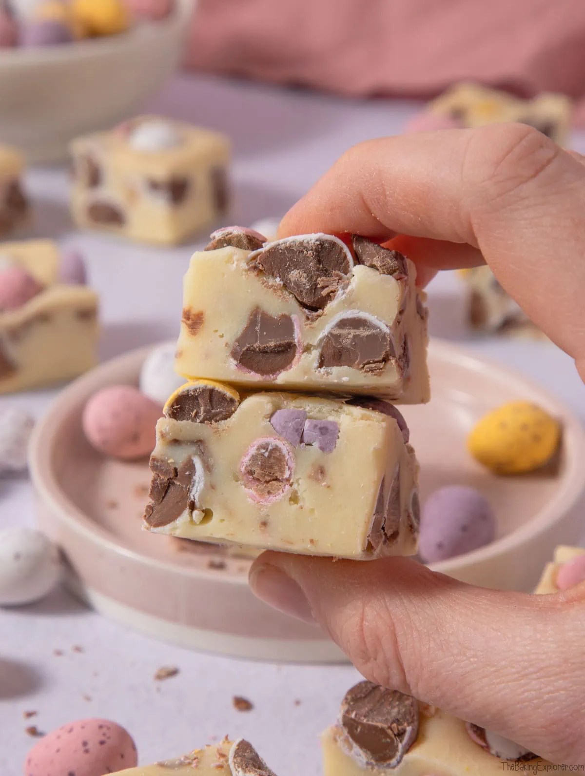 Mini Egg White Chocolate Fudge The Baking Explorer