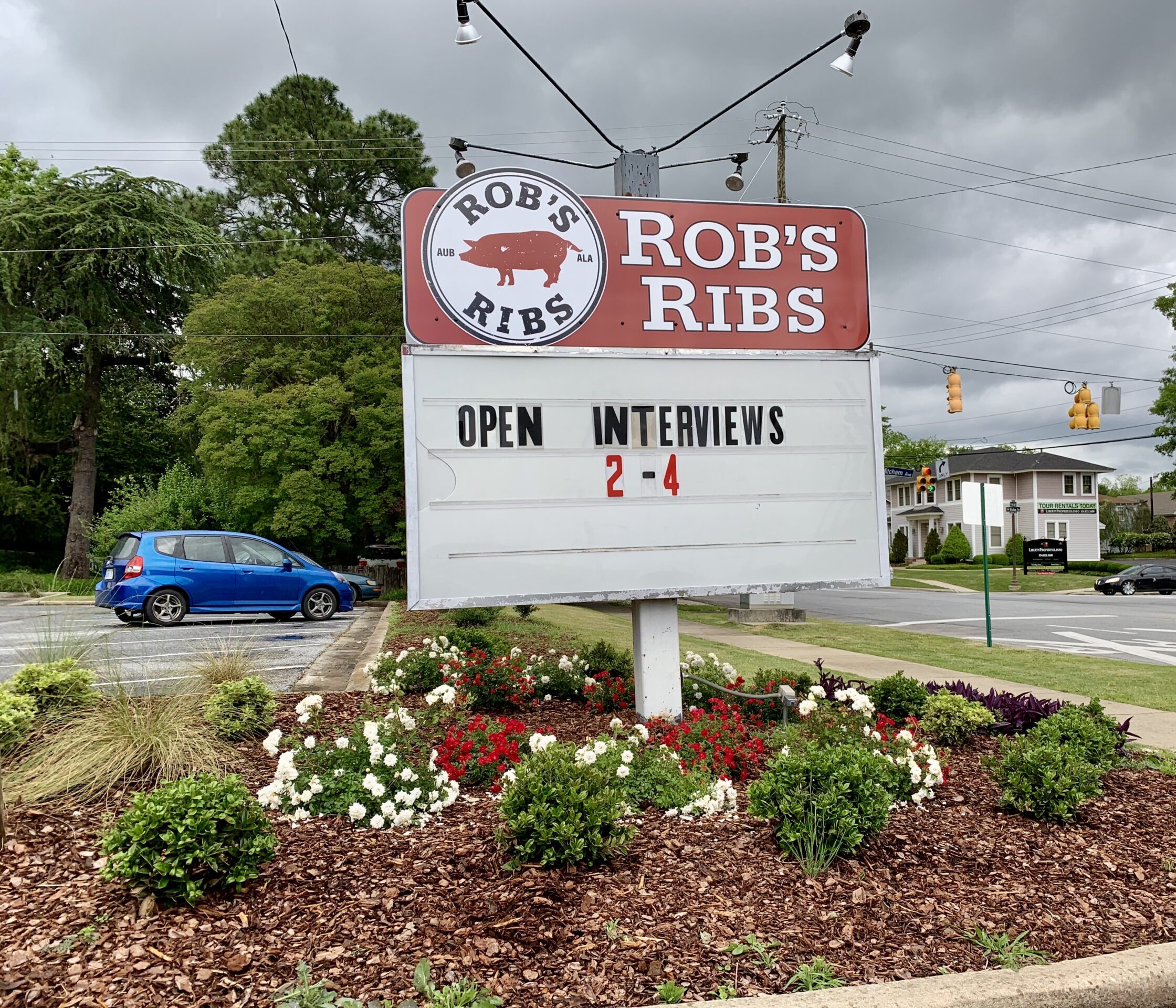 New restaurant, Rob's Ribs, opens in downtown Auburn The Bama Buzz