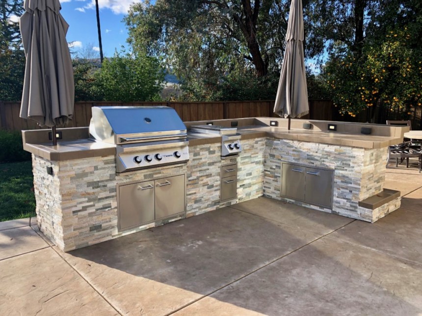 How To Build An Outdoor Kitchen With Metal Studs Outdoor Lighting Ideas