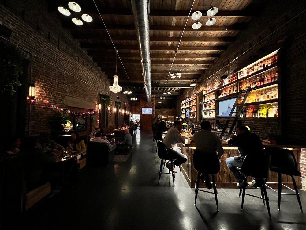 Paddock & Whiskey Park Circle Food & Drink Deals, Reviews, Photos