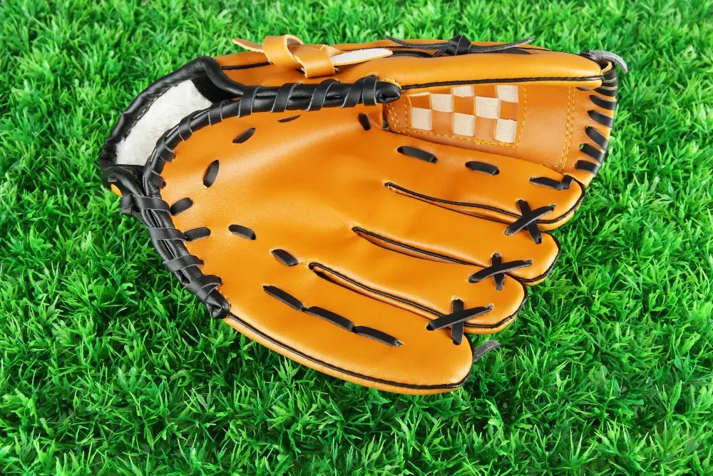 Baseball Glove  Types I vs. H vs. Basket vs. Trapeze