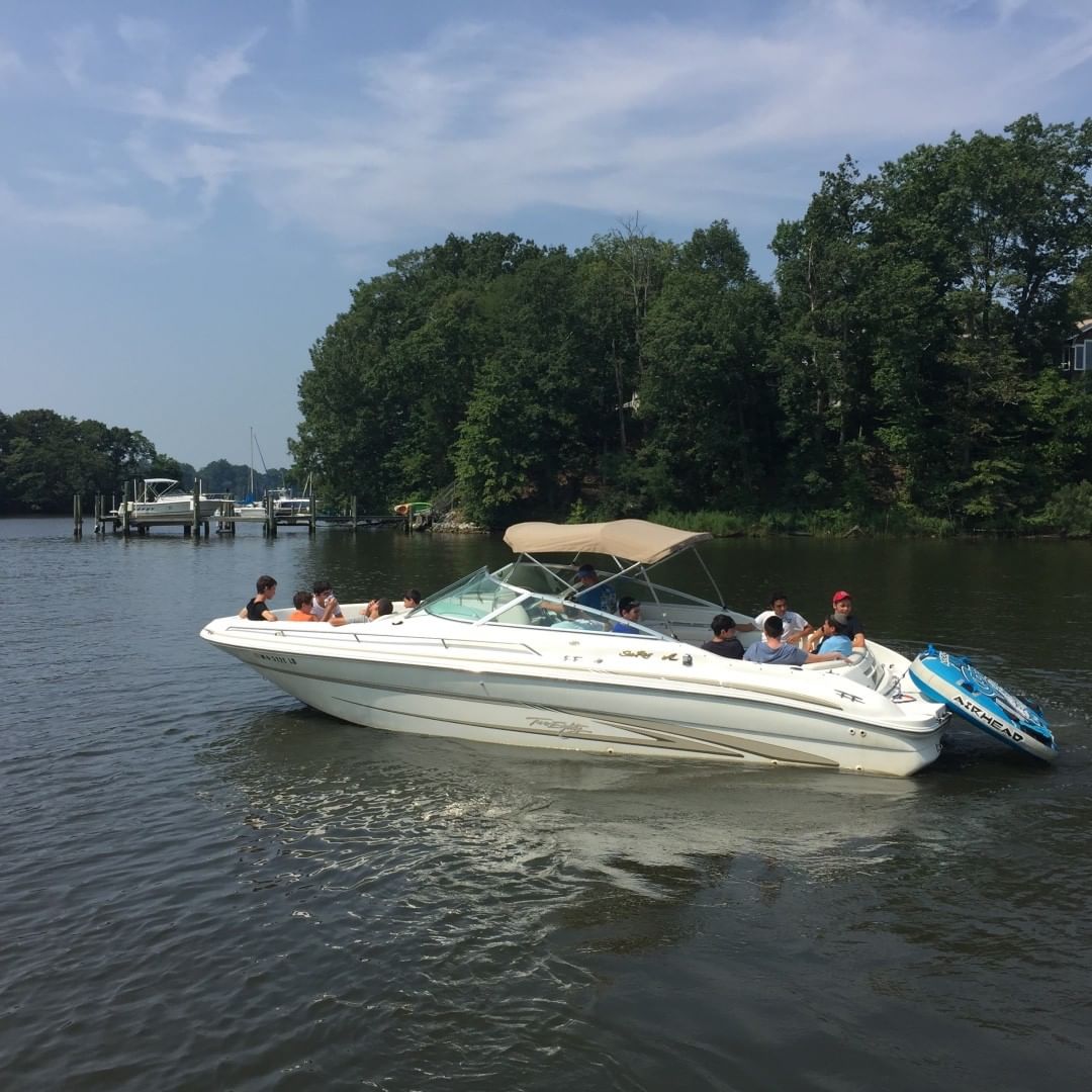 Chesapeake Bay Boat Rentals • The Bay Guide