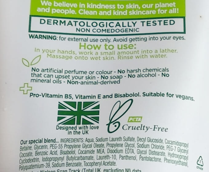 Simple Moisturizing Facial Wash Review