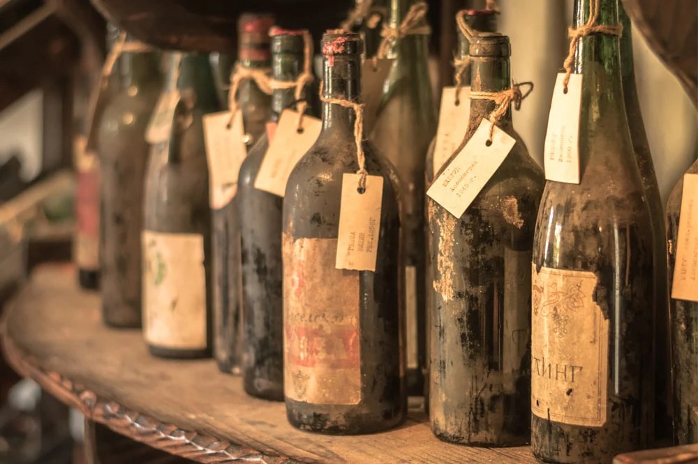 Top 10 Oldest Alcoholic Drinks