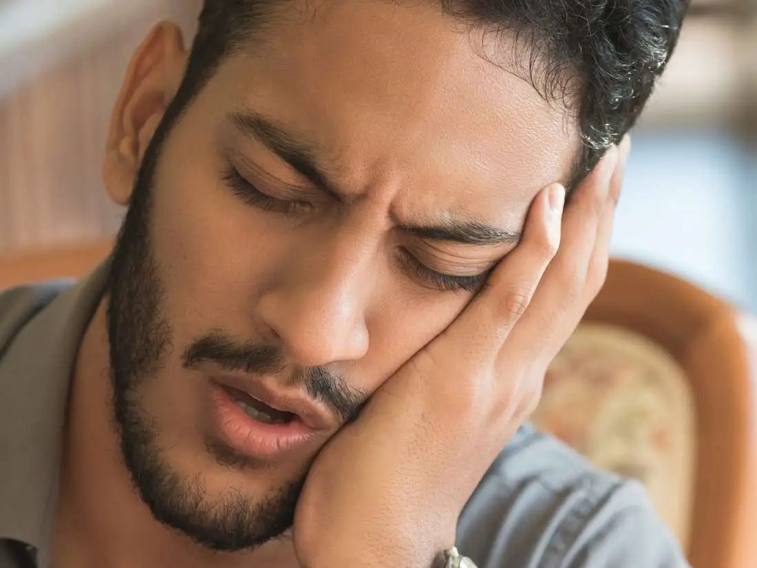 What To Do if You Have Pain Under Ears After Drinking Alcohol