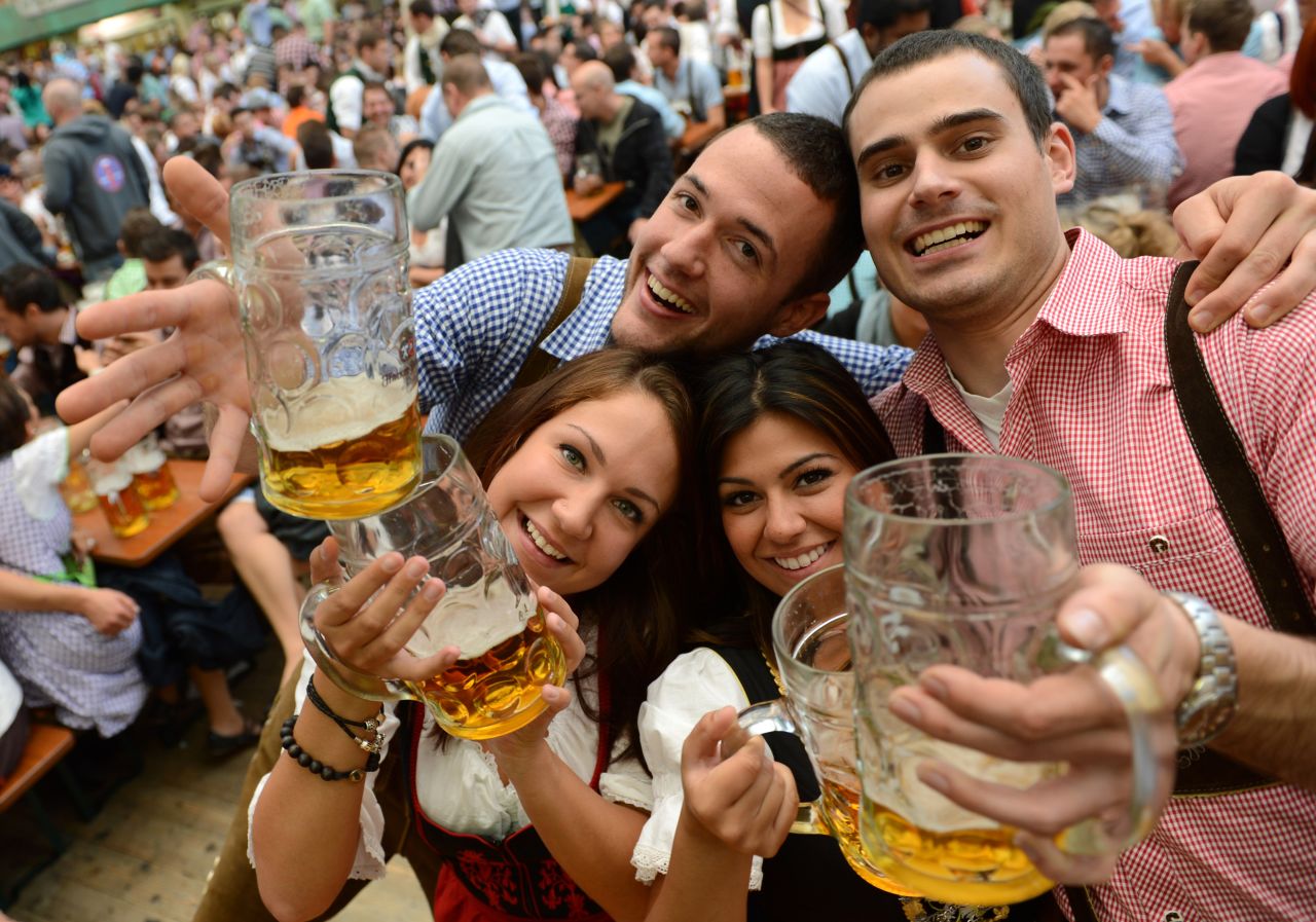 7 Reasons Why It Is Illegal To Drink Alcohol in Public