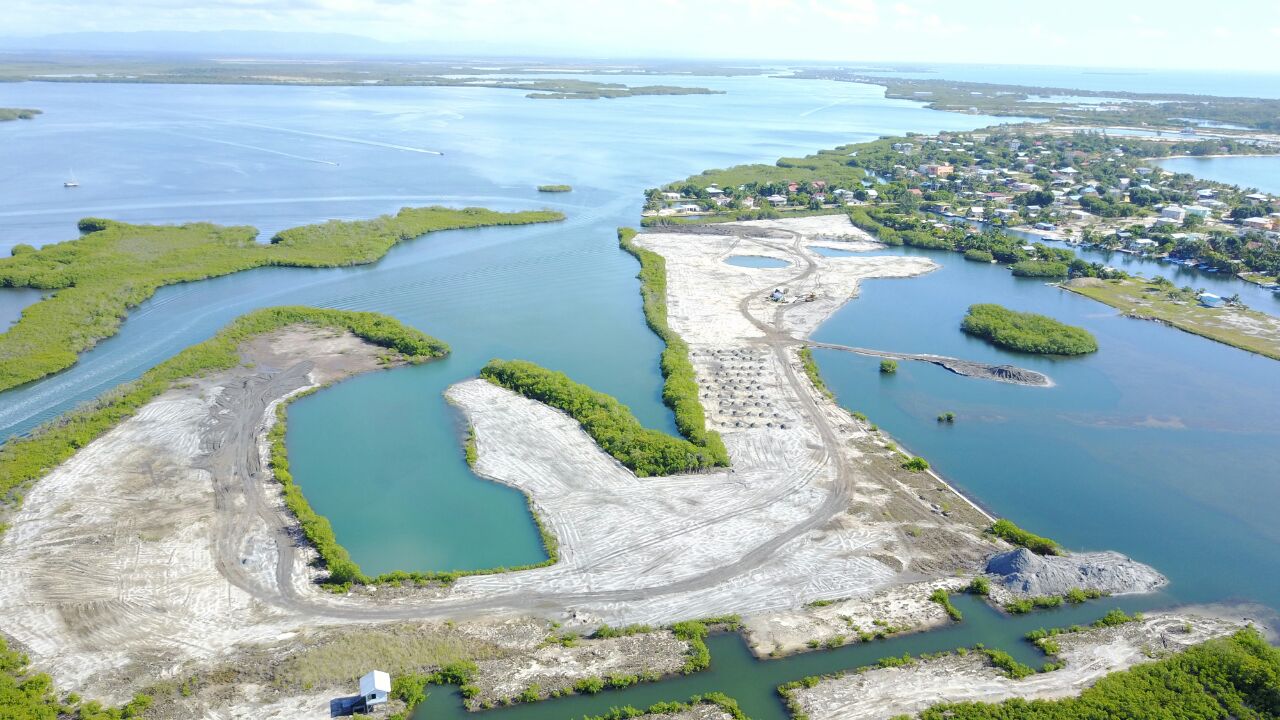 LPV04Prime Waterfront LotsPrime Waterfront Lots bedrooms Land for sale at The Belize MLS