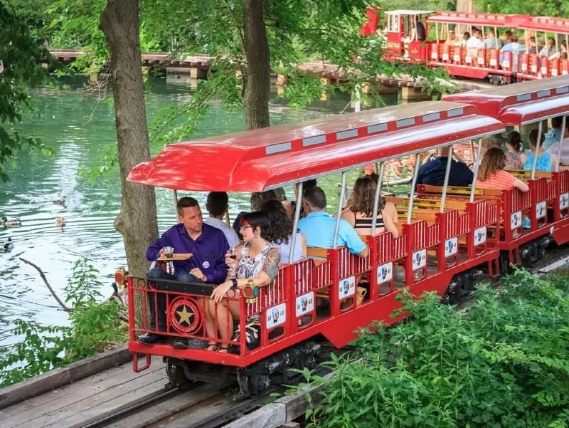 Cincinnati Zoo tickets, prices, animals to see, Fiona, train ride