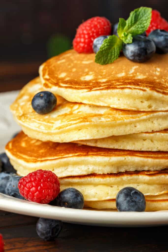 Low Calorie Pancakes {Under 150 calories!} The Big Man's World