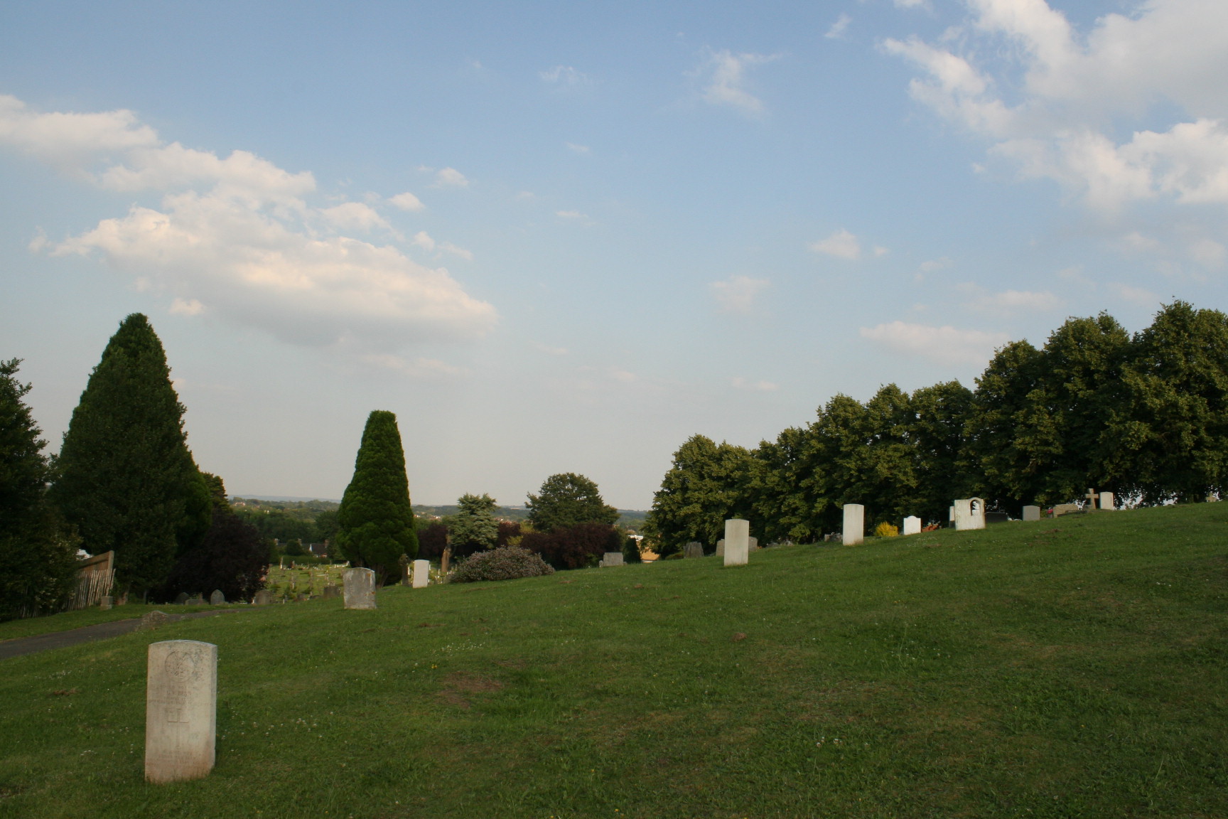 Aldershot Redan Road Cemetery With the British Army in Flanders