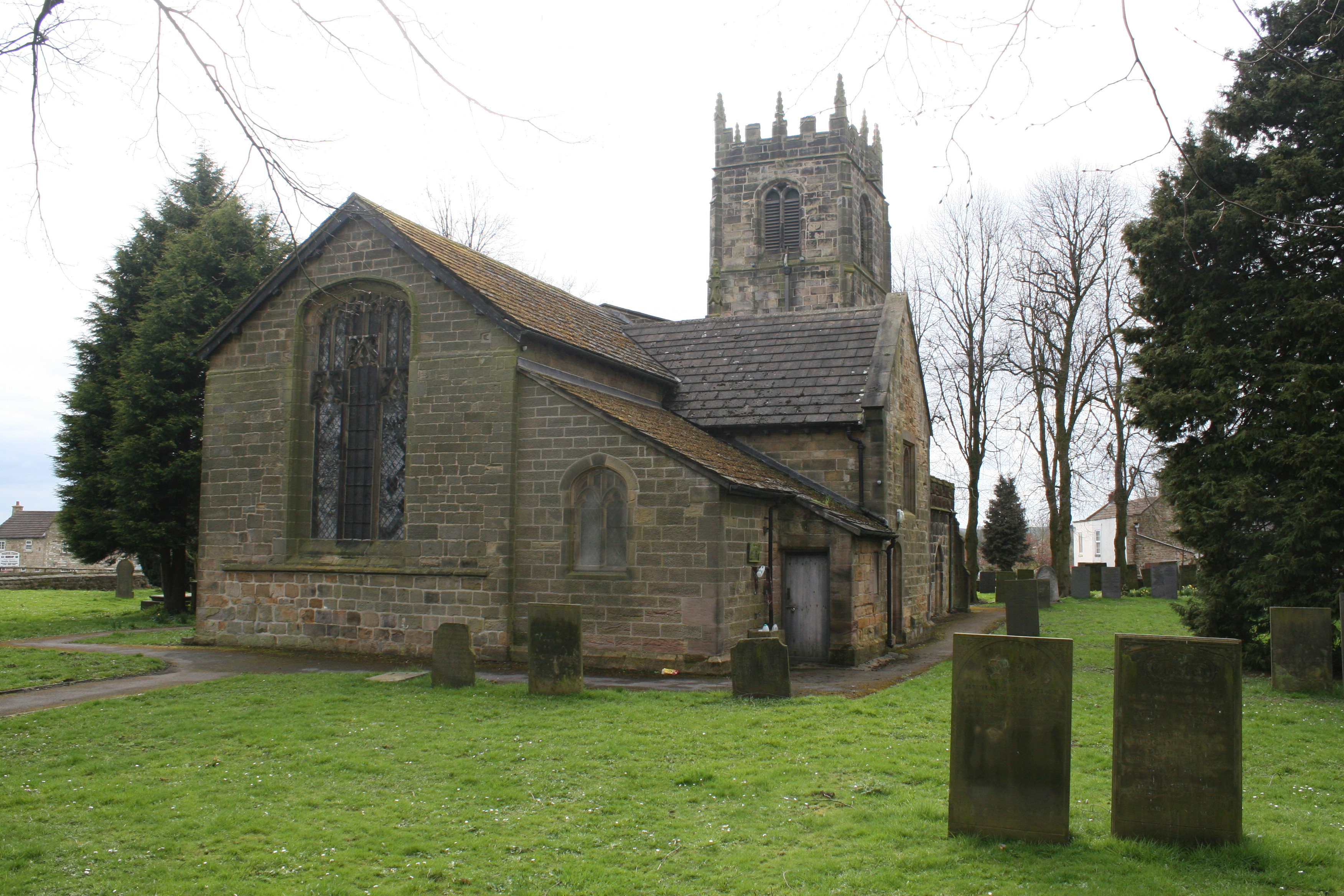 Shirland Memorial Gates, St. Leonard’s Churchyard & War Memorial