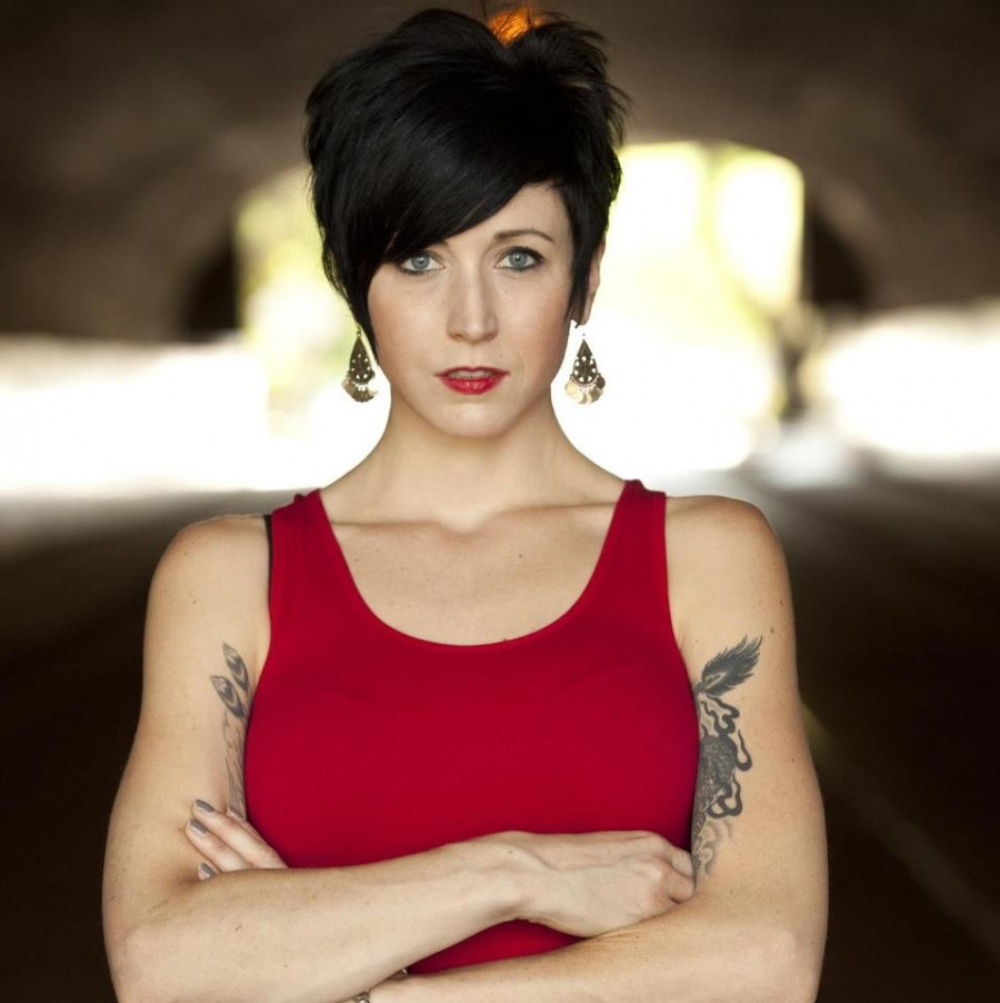 Medium Cindy Kaza's Biography: Age, Religion, Husband, Wiki