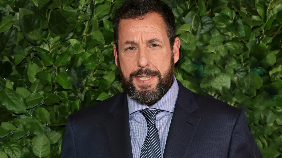 Adam Sandler Bio, Age, Height, Movies, Family, Net Worth