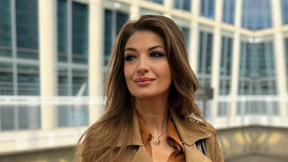 Helena Humphrey Biography - The Biography World