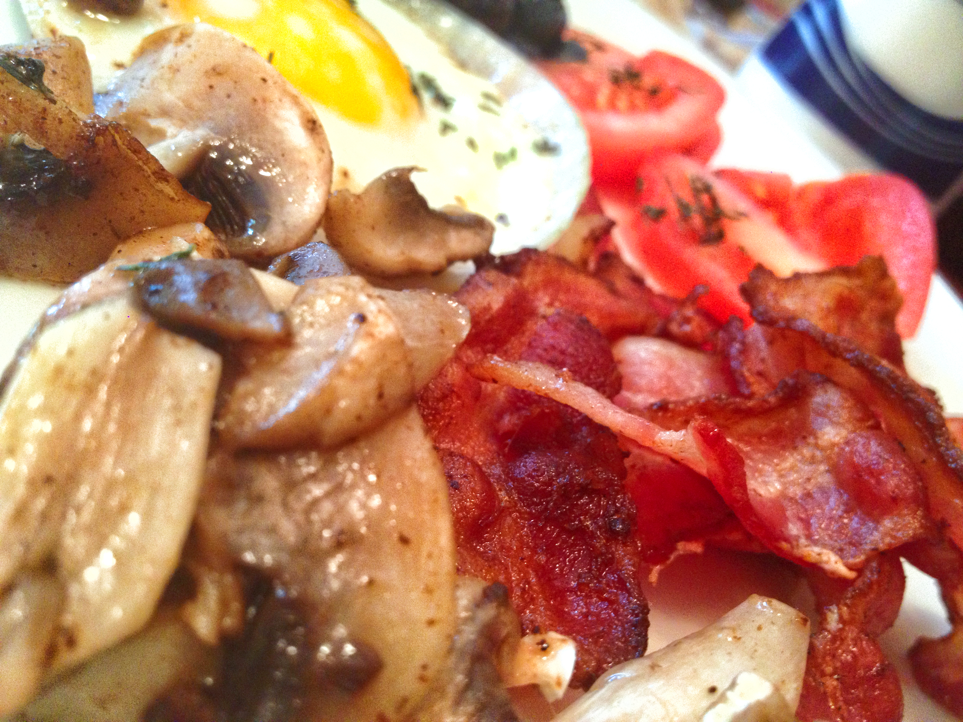 THE PERFECT CANADIAN BREAKFAST Made with