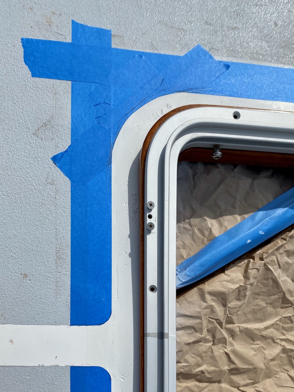 Masked and painted gelcoat "Bold Flight"