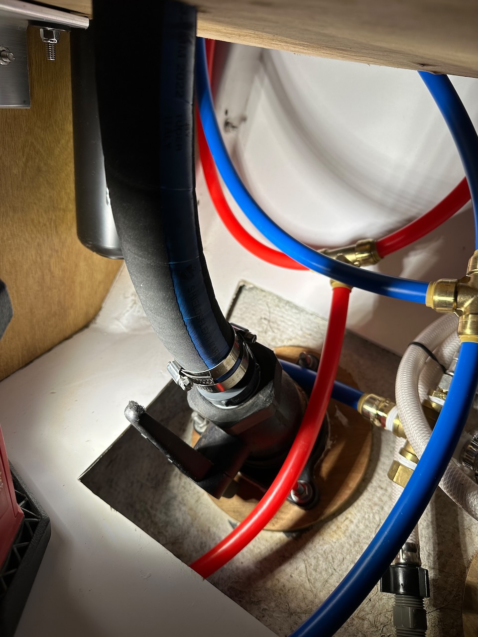 Head sink drain "Bold Flight"