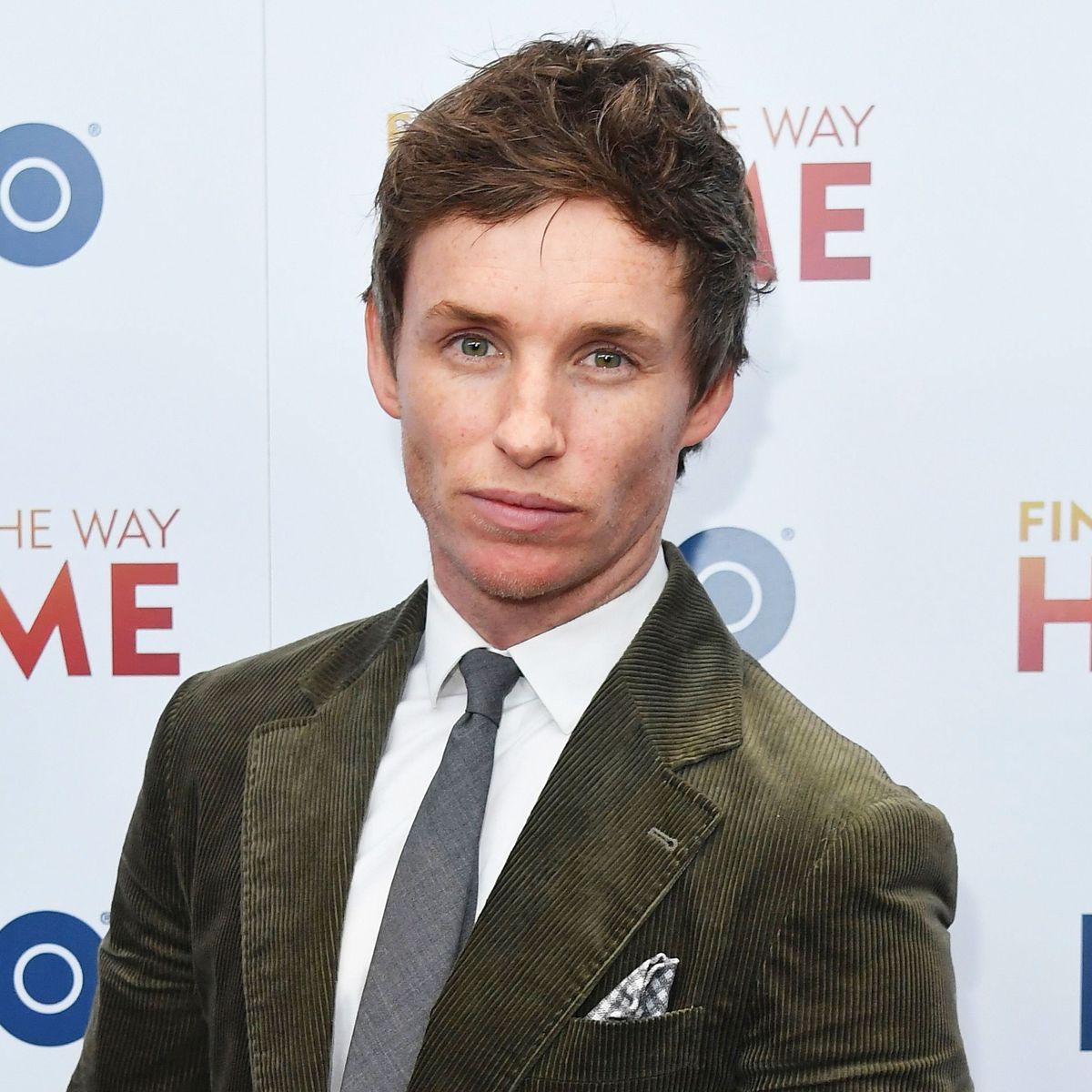 Get to know Eddie Redmayne, Movies & Net Worth The Boring Magazine