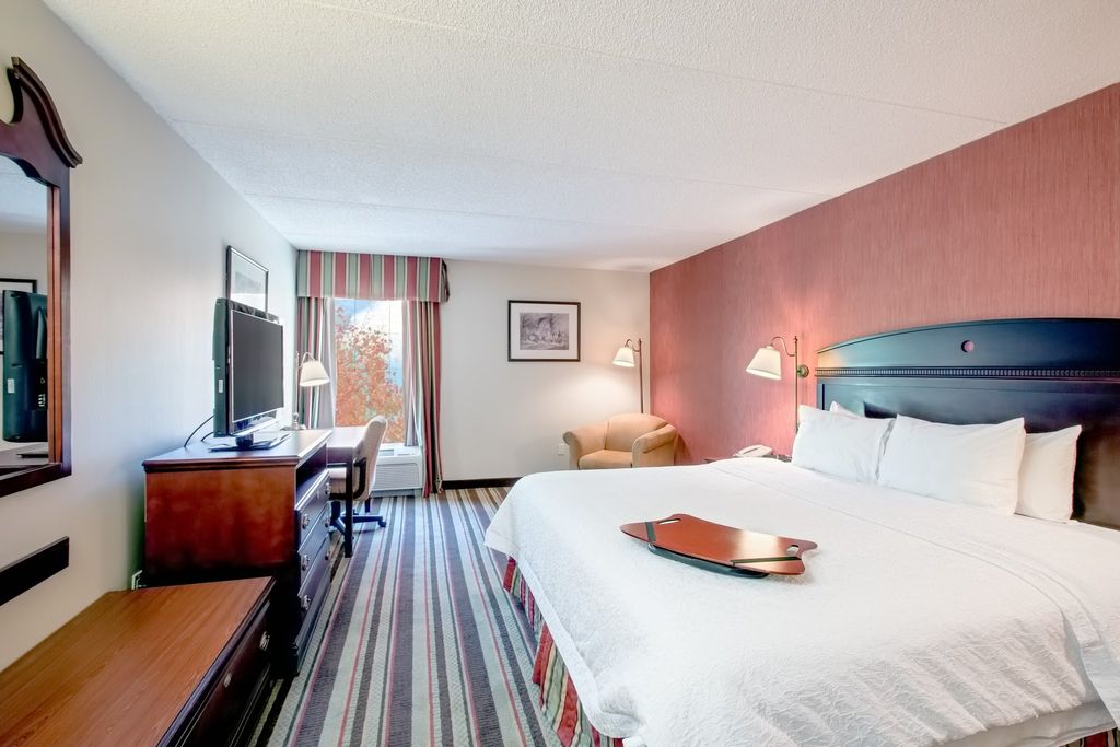 A Tapestry of Elegance 19 Hotels Enchanting Sturbridge, MA, USA