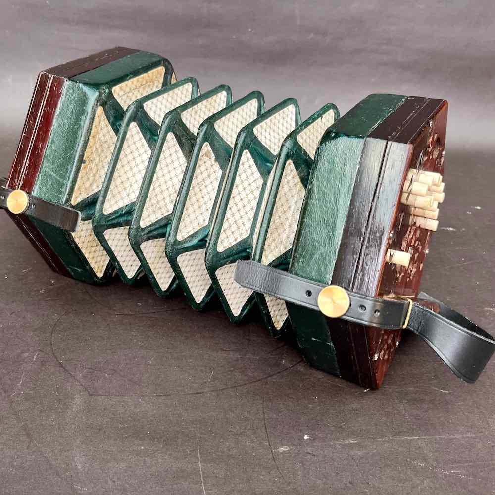 Lachenal 22 key anglo BbF The Box Place