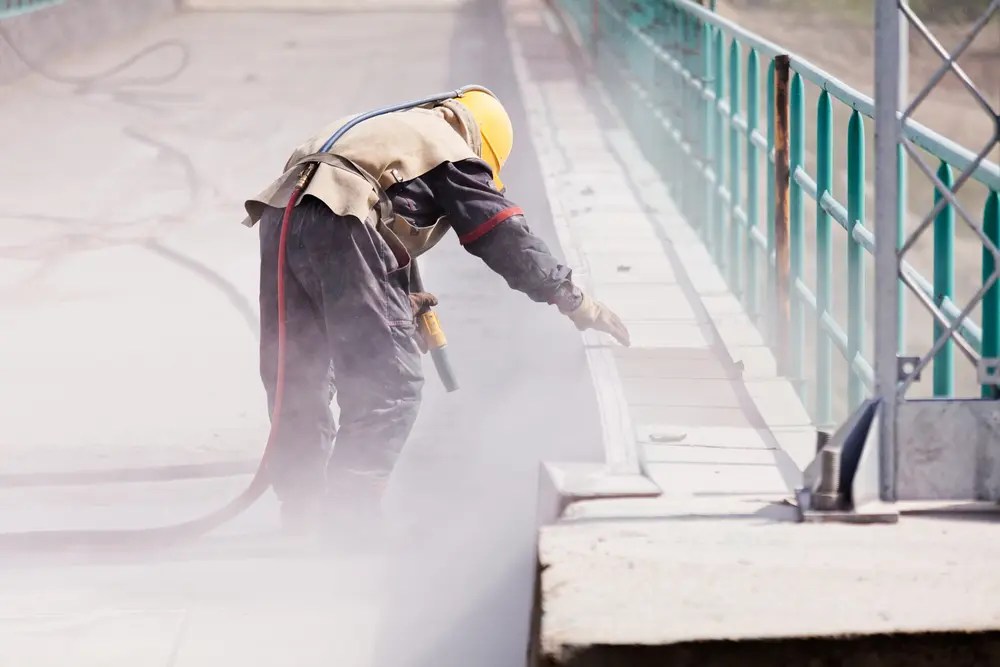 How To Start a Dry Ice Blasting Business (Full Guide!)