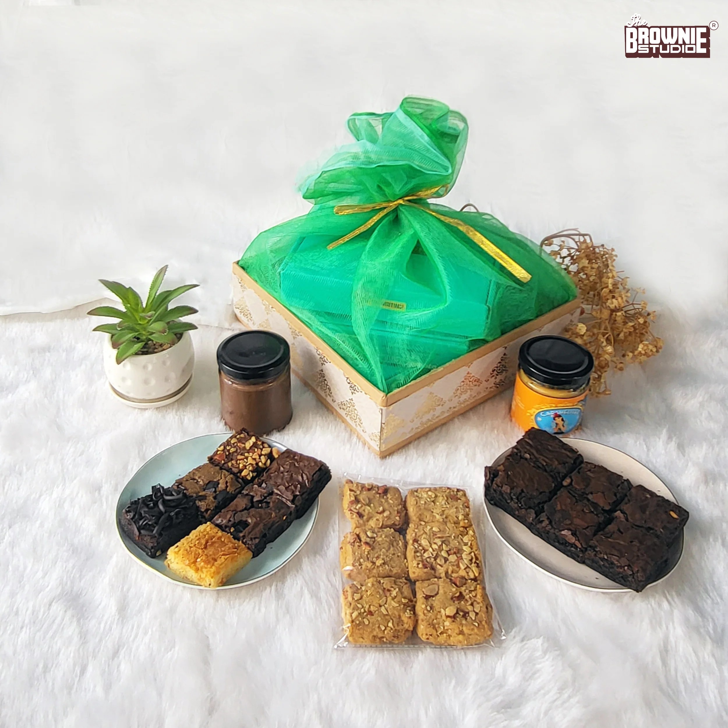 EID Gift Hamper THE BROWNIE STUDIO