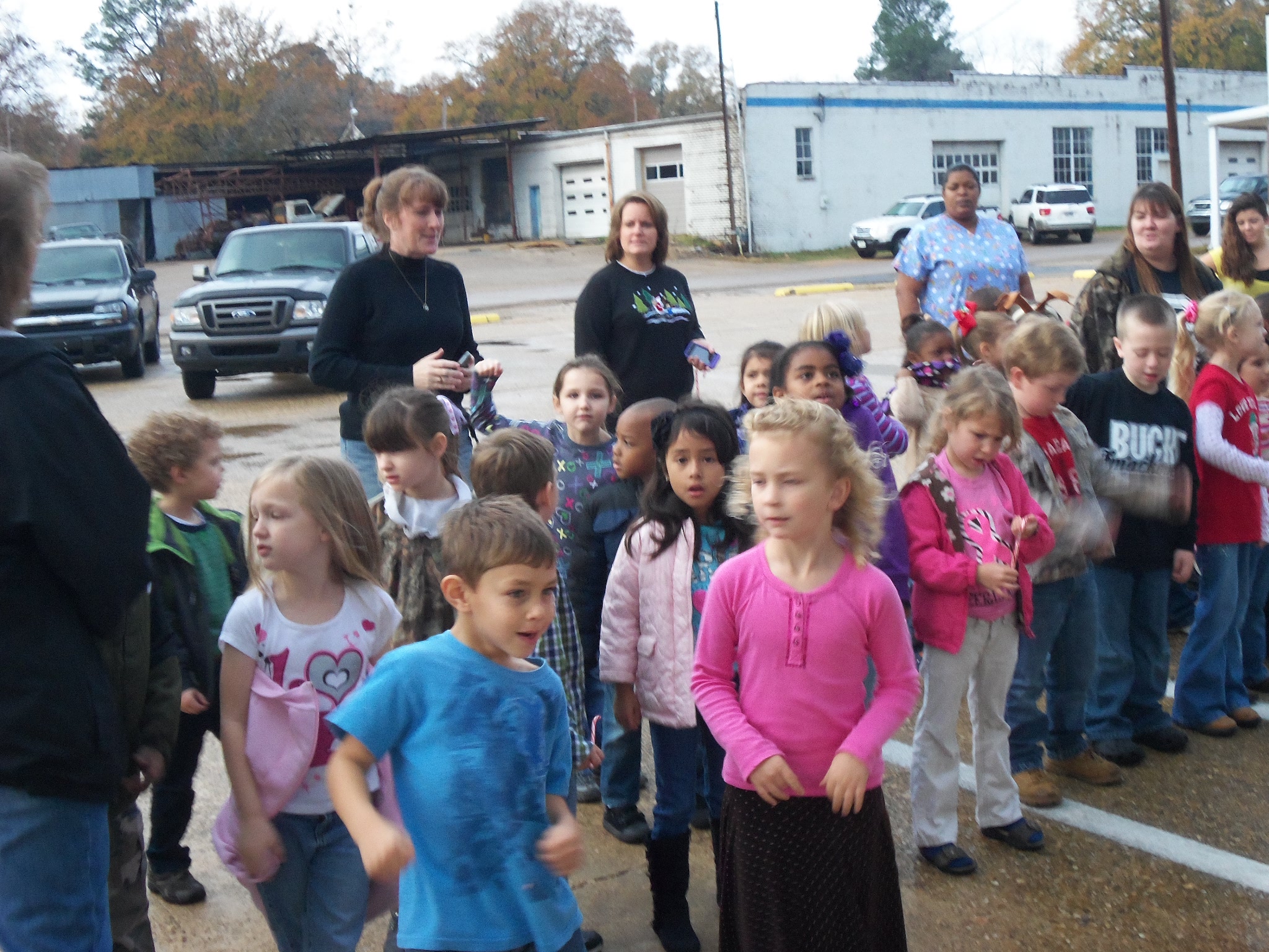 Kindergarten Goes Caroling The Buckaroo Blog