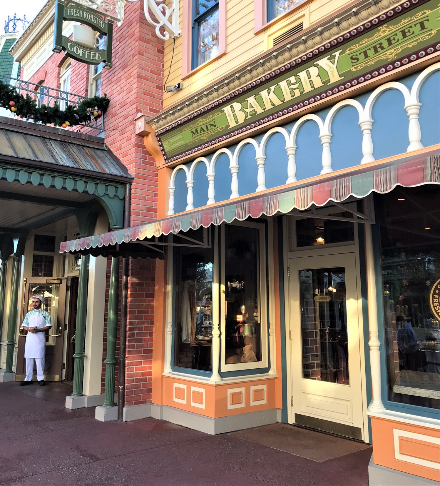 Woody's Lunch Box Walt Disney World