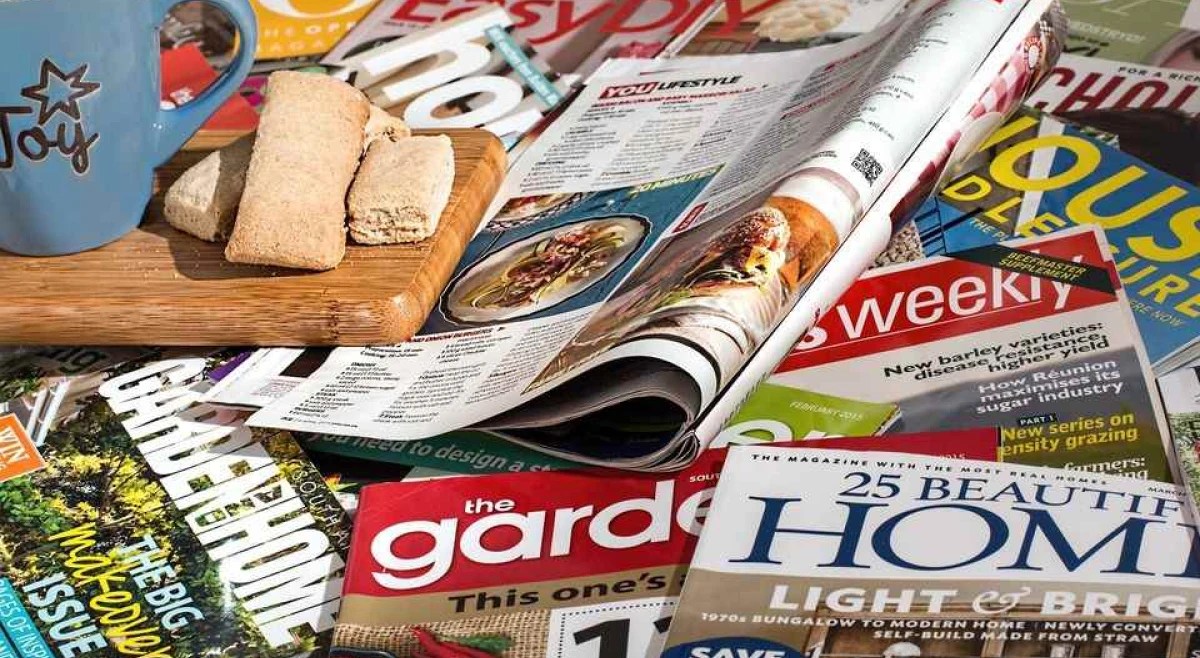 9 Types Of Print Media & What Are Their Functions
