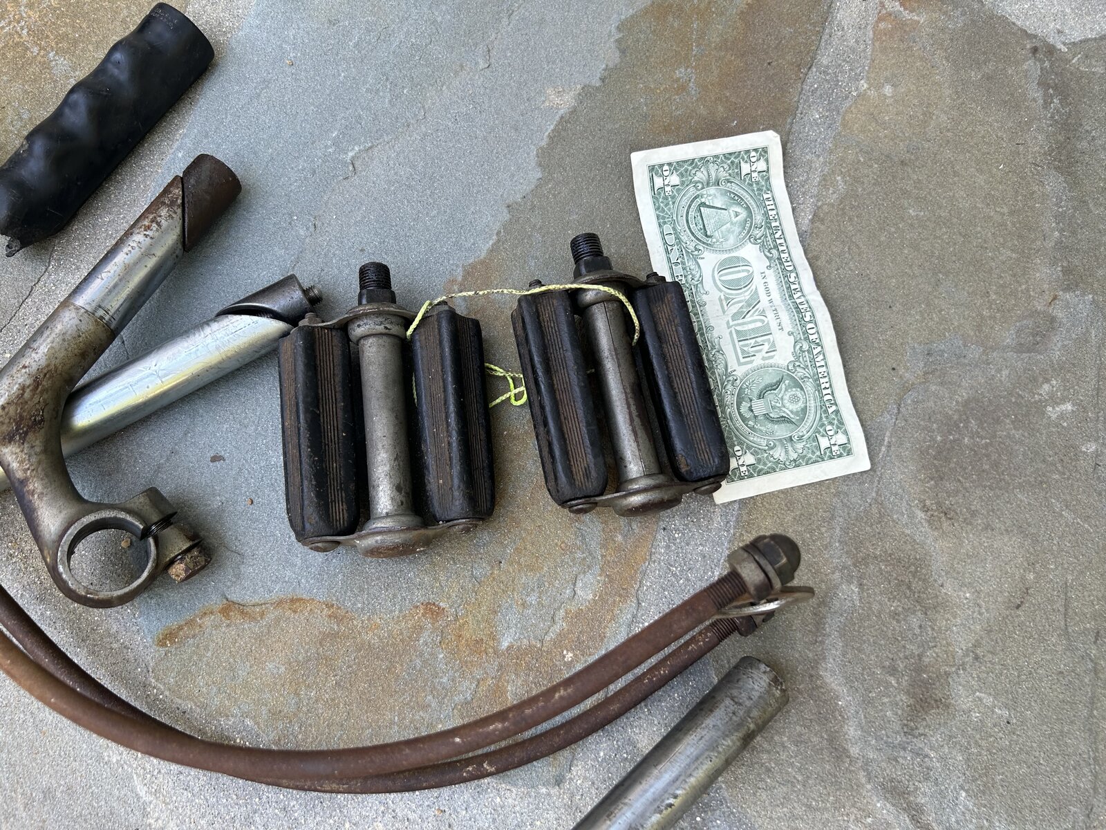 Part Out Blue Air Rider , Early Post War Wheels set, Fenders, Rack, Truss Rods , ladies pedals