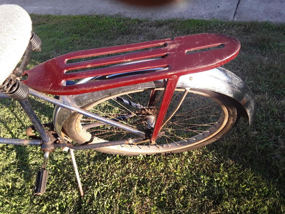 Original paint Rollfast Hawthorne Cleveland Welding carrier/rack Sell