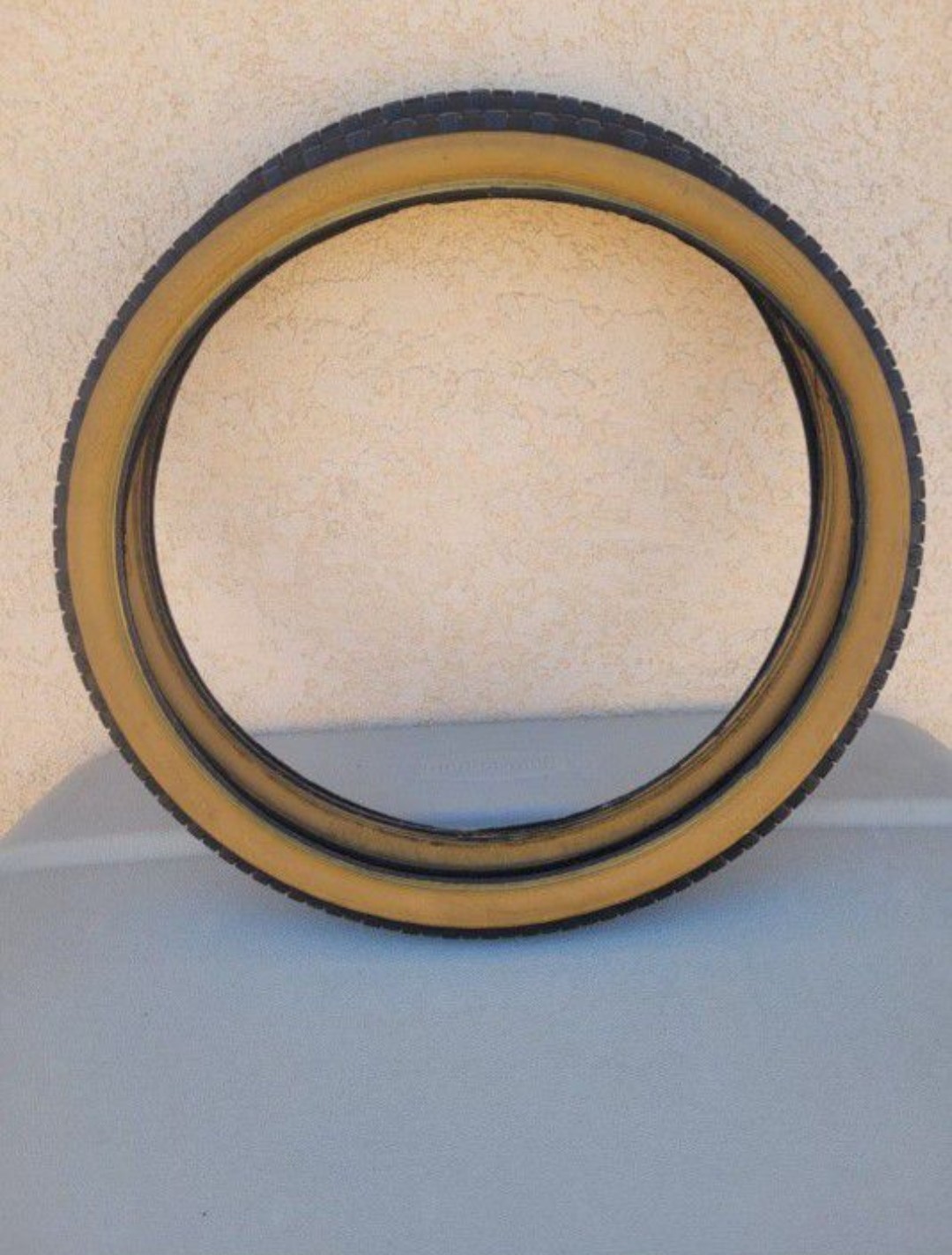 Schwinn Studded Balloon Gum Wall Tires for sale Sell Trade Bicycle