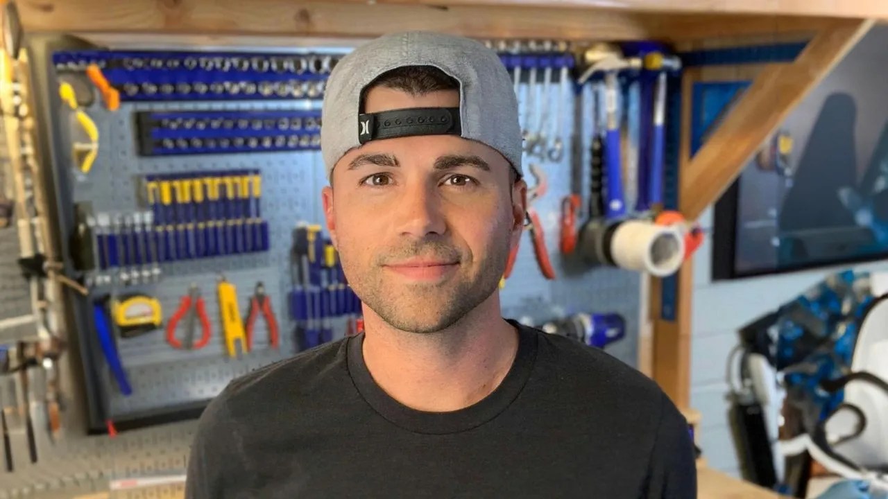 Mark Rober Age, Height, Wife, Nationality, and Parents
