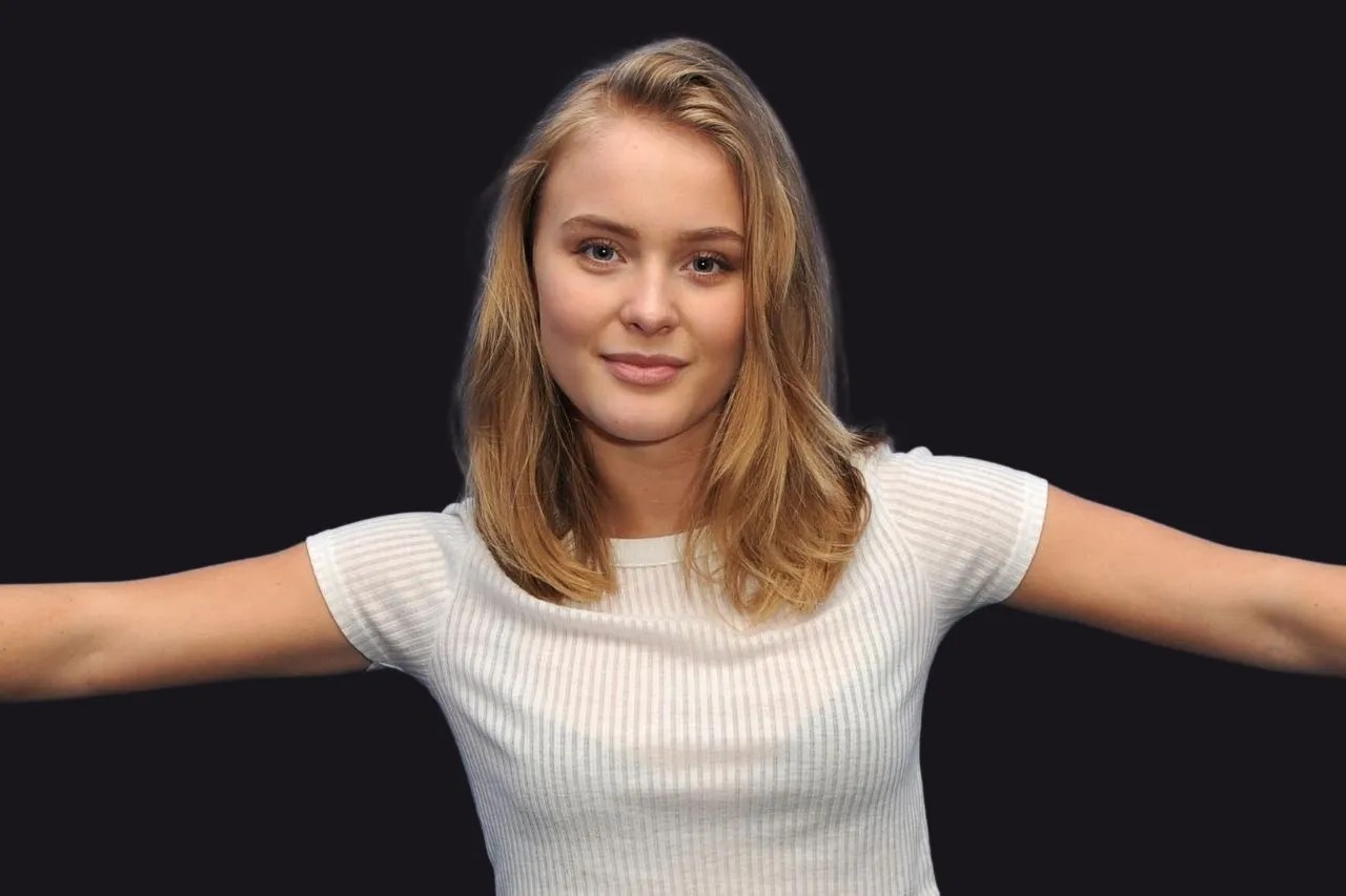 Zara Larsson Height, Family, Birthday, and Net Worth