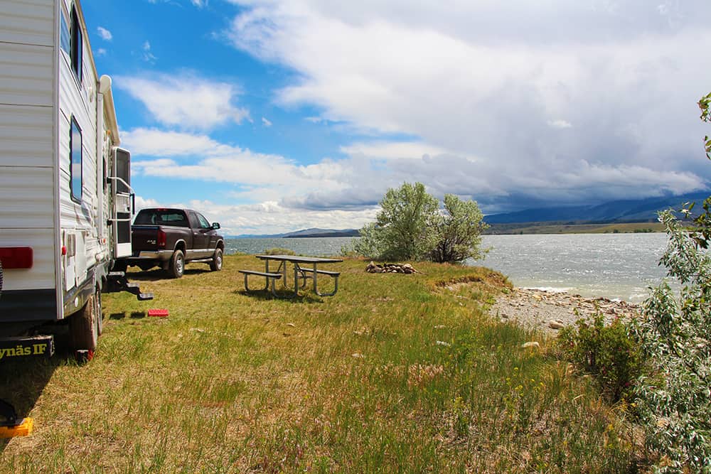 Free Camping By The Water At Canyon Ferry Lake, Montana