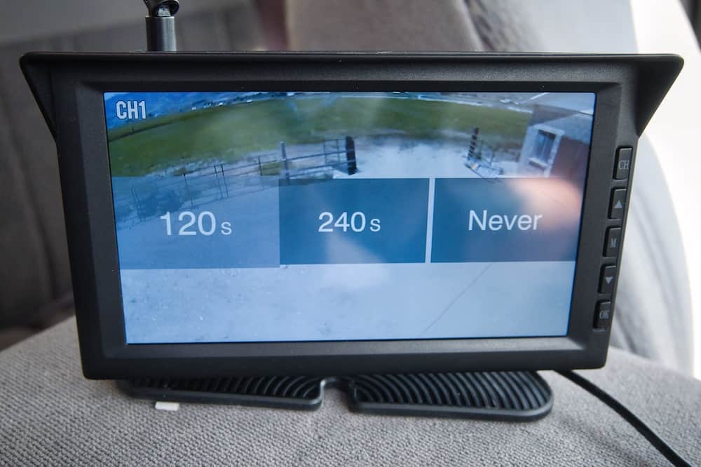 Auto Vox Solar Wireless RV Backup Camera Review & Setup