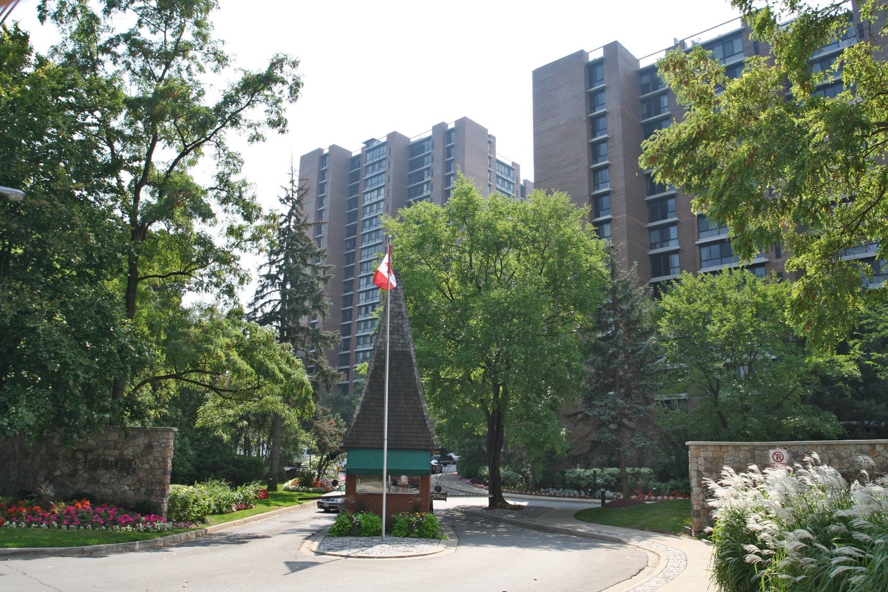Fairways of Mississauga The Cardamone Group