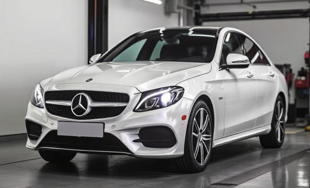What Is The Mercedes A1 Service