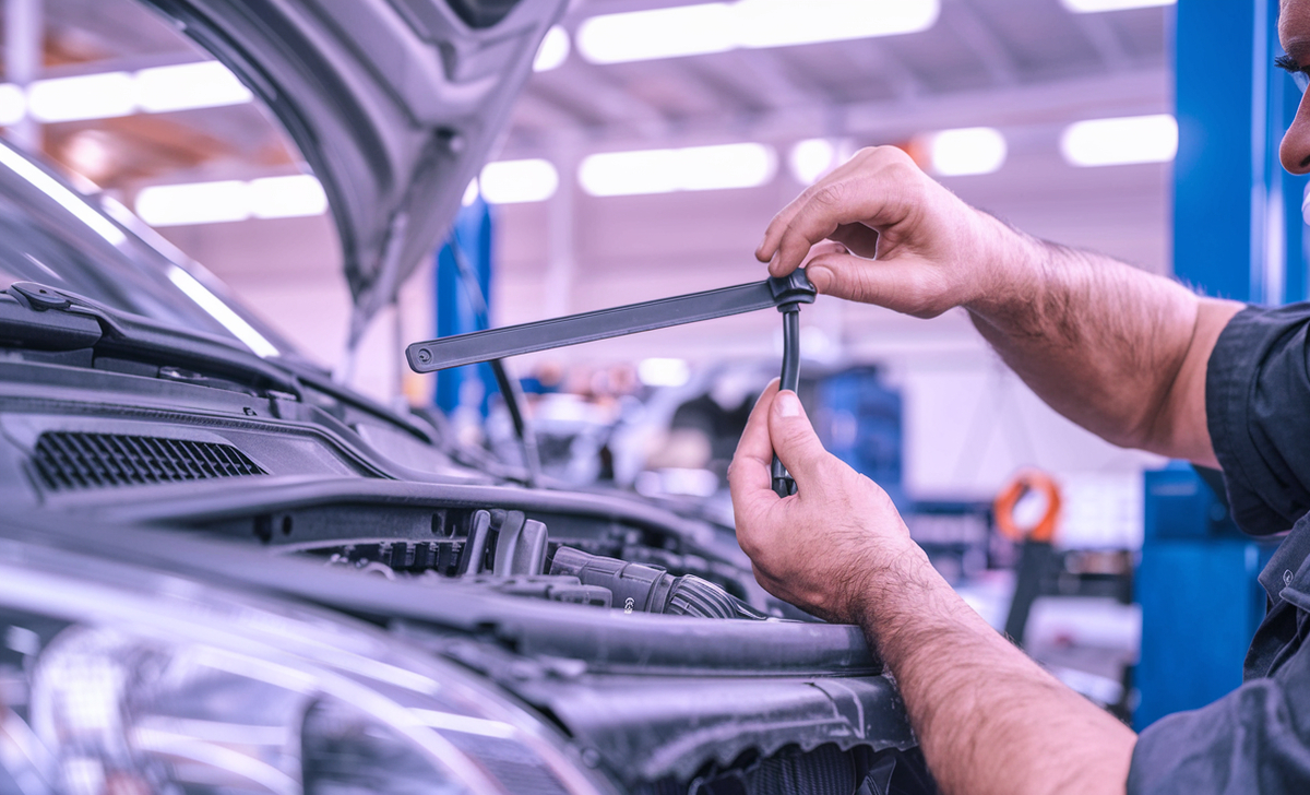 Wiper Blade Inspection-Replacement