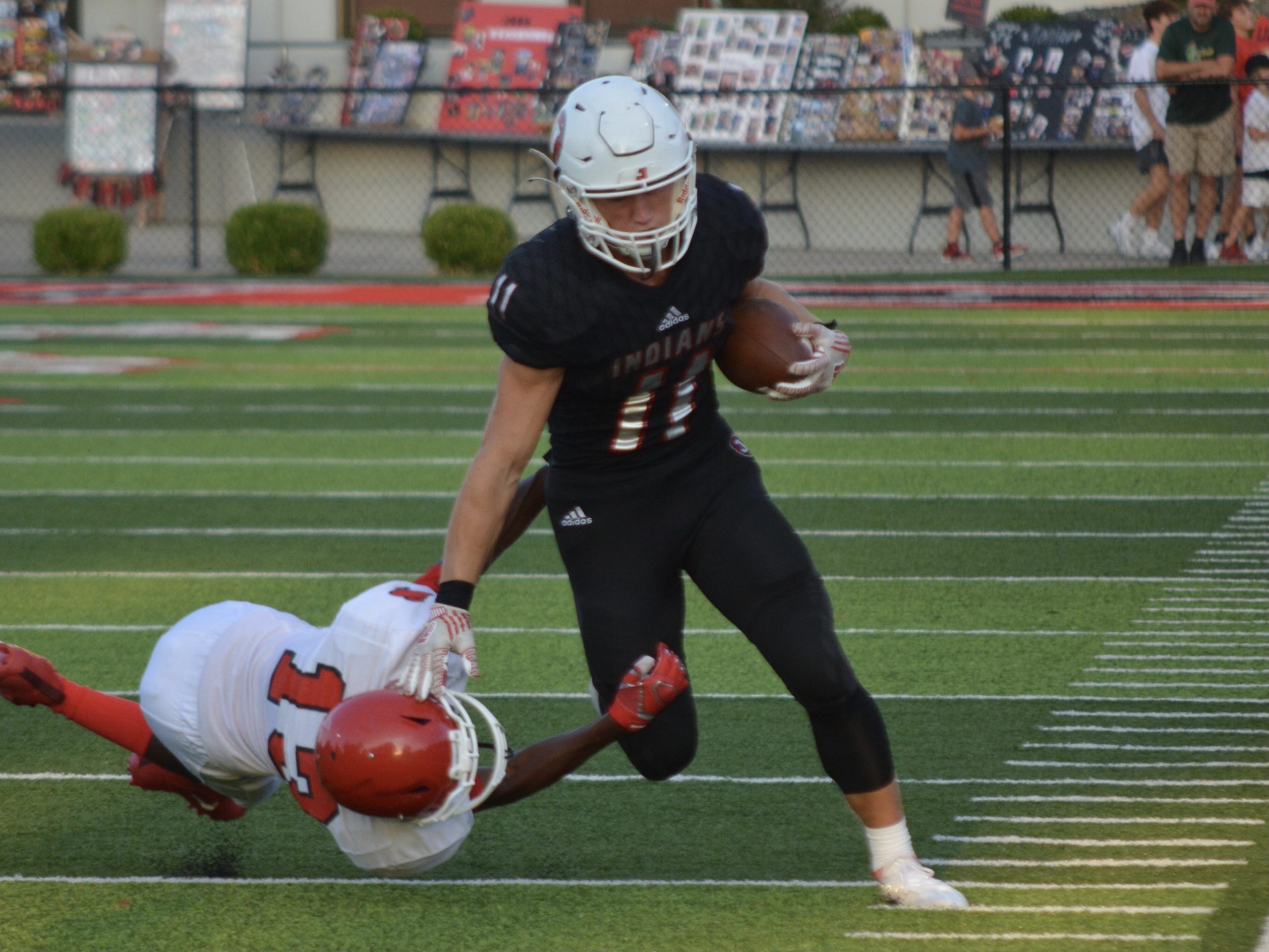 Jackson football starts conference play by holding on for a 5032 win over Poplar Bluff — The