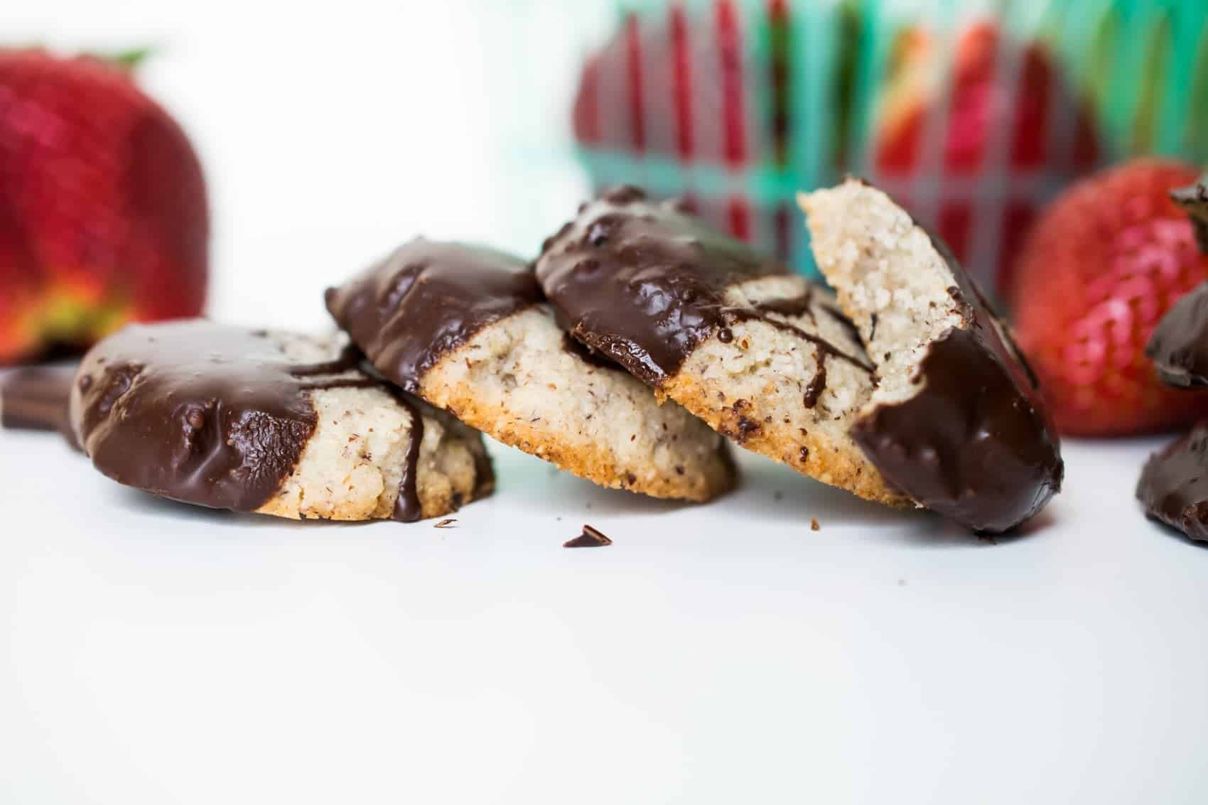 Easy Keto Shortbread Cookies (Dairy Free, Egg Free)